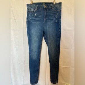True Craft Size 16 Hight Rise Skinny Distressed Blue Jean